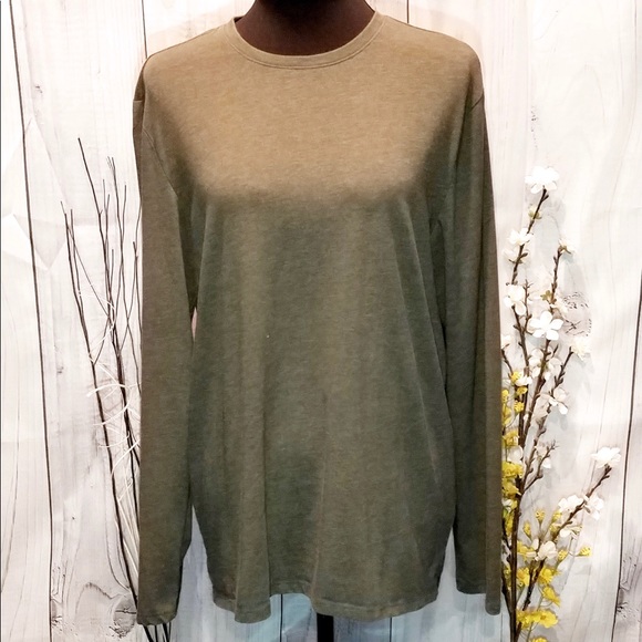 Apt. 9 Tops - Apt. 9 Gray Long Sleeve Shirt.       075